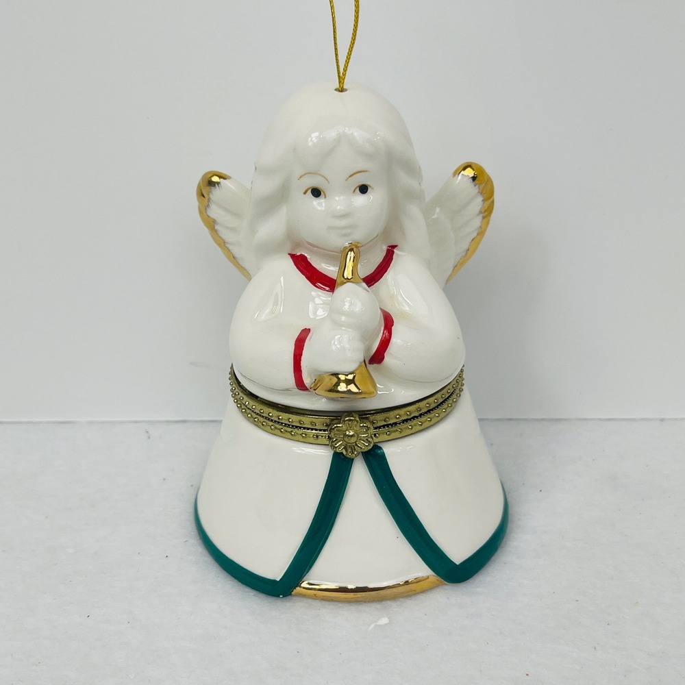 Mr Christmas Musical Angel Ornament Porcelain Hinged‎ Rotating Scene 2010 4.5in